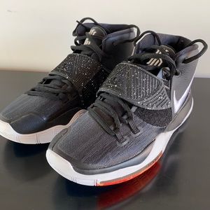 Nike Black Kyrie Shoes